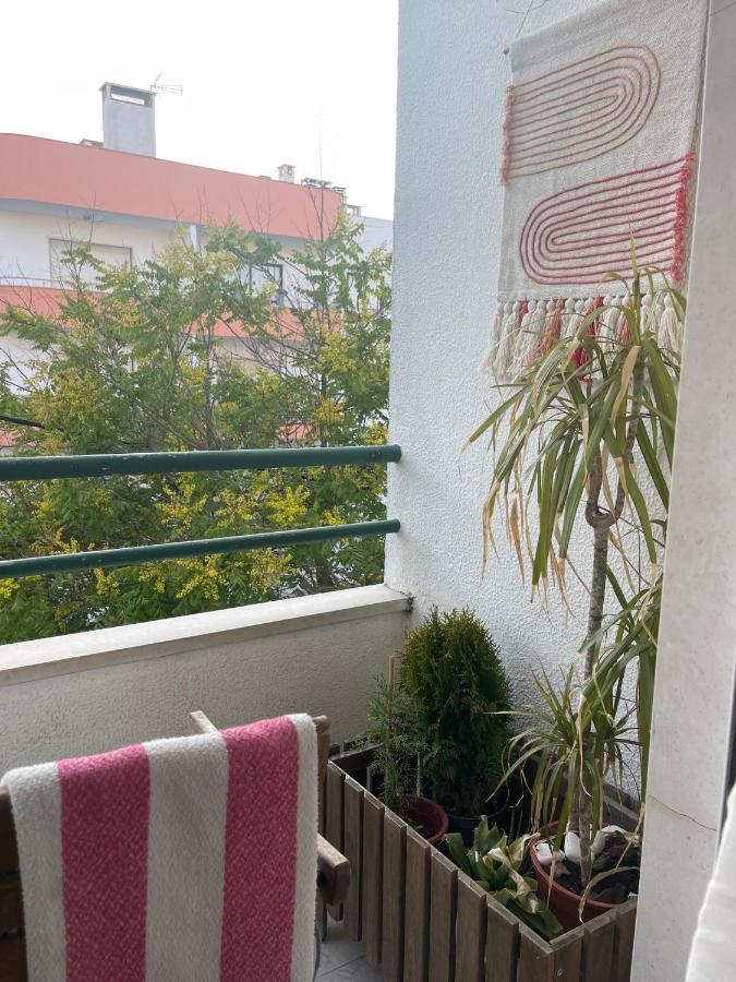 Besthomestay- Caparica Beach Lisbon Almada Exterior photo